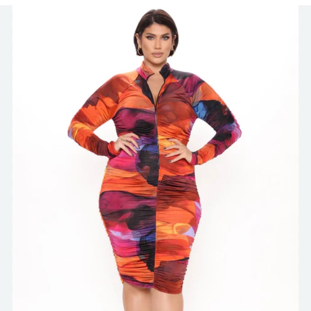 Mindful Color Ruched Midi Dress